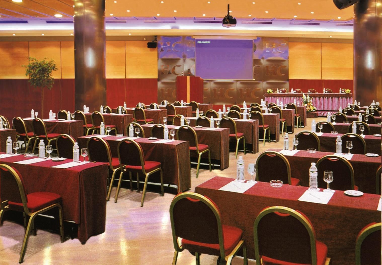El Castell 3* Sant Boi de Llobregat
